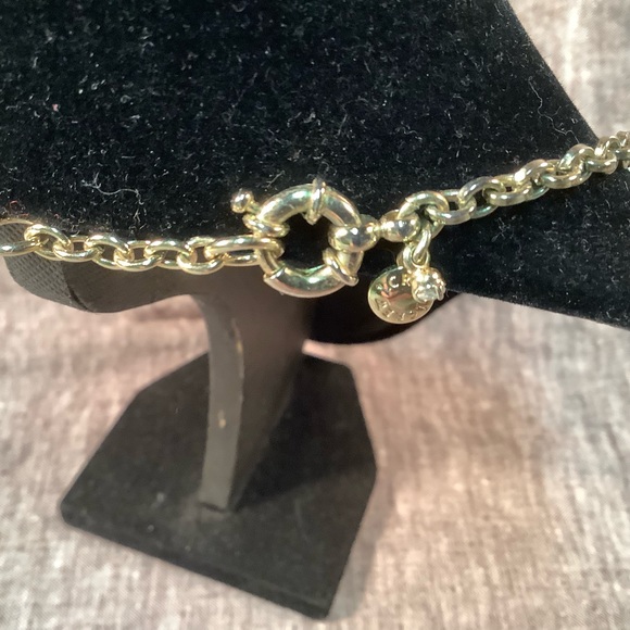 J. Crew gold tone green stone scalloped necklace - Picture 2 of 2